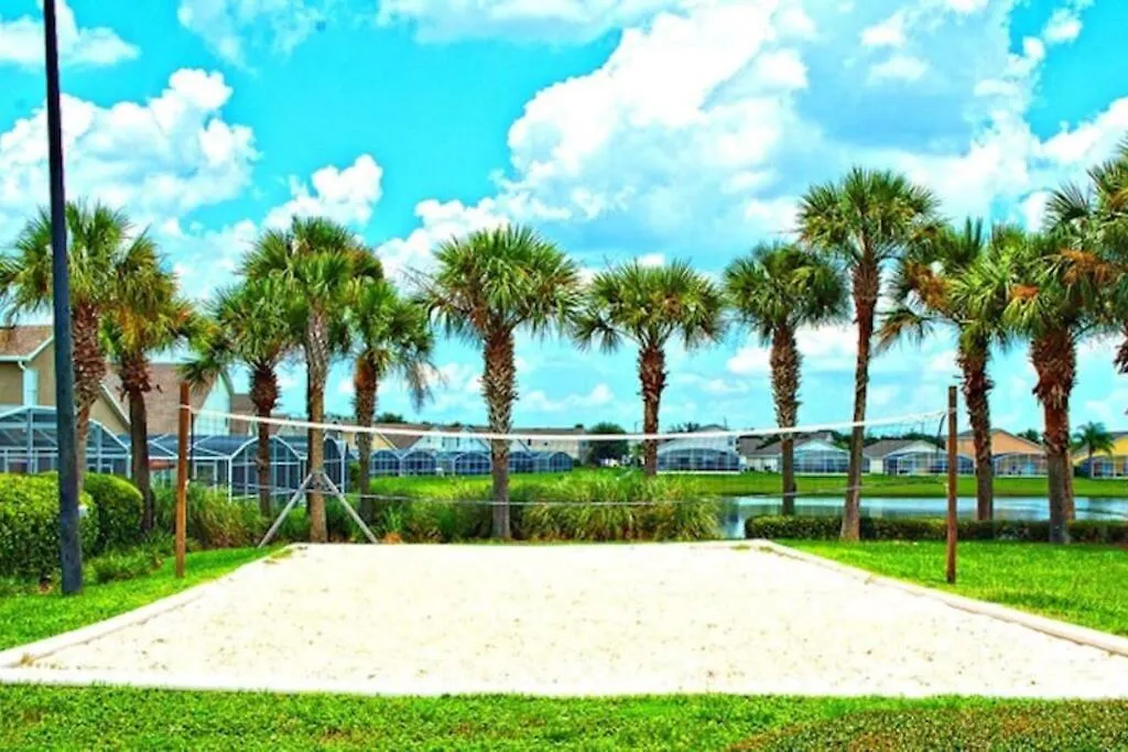 Newly Updated Big Family Home, Pool, Spa, Near Disney -814 Davenport 0*,  Estados Unidos